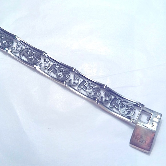 SIlPADA B1462 Sterling Silver Floral Vine Filigree Link Panel Sterling Bracelet - Picture 7 of 10